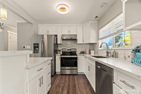 12026 NE 99th Lane Kirkland WA 98033