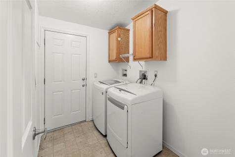 10526 60th Street Ct E Puyallup WA 98372