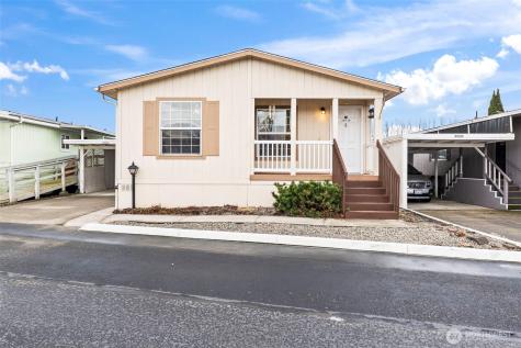 10526 60th Street Ct E Puyallup WA 98372
