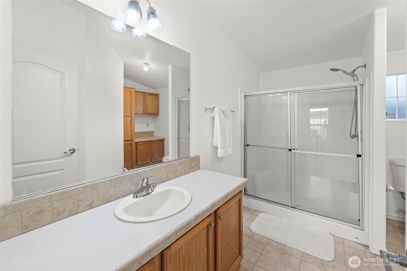 10526 60th Street Ct E Puyallup WA 98372