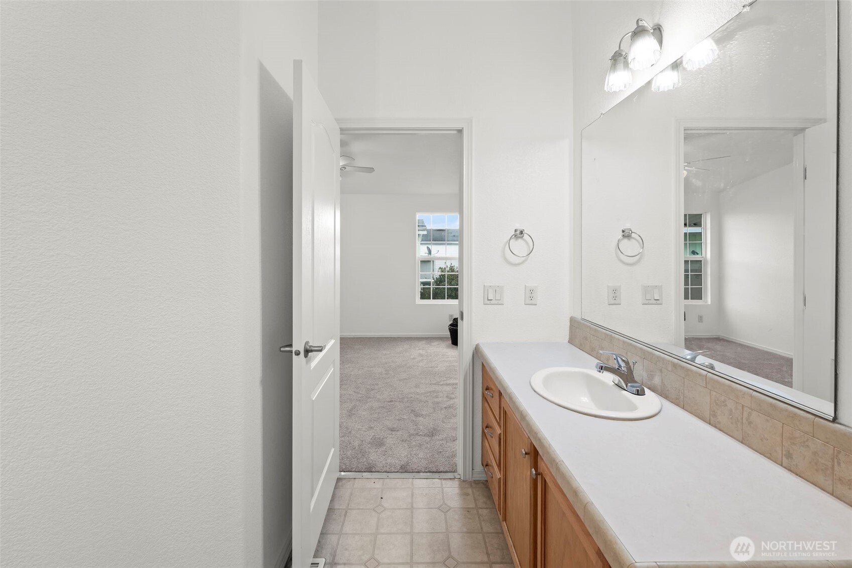 10526 60th Street Ct E Puyallup WA 98372