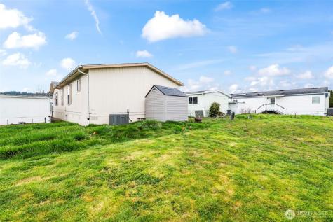 10526 60th Street Ct E Puyallup WA 98372