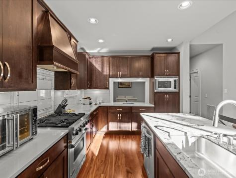 1727 Nile Avenue NE Renton WA 98059