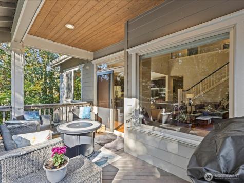 1727 Nile Avenue NE Renton WA 98059