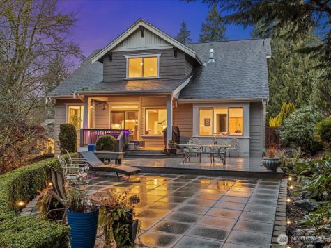 1727 Nile Avenue NE Renton WA 98059