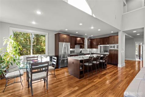 1727 Nile Avenue NE Renton WA 98059