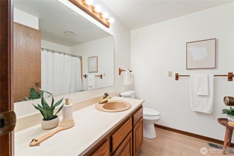 9724 58th Street Ct W University Place WA 98467