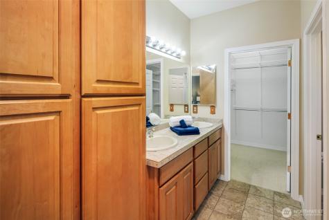 12652 Sun Break Way NE Redmond WA 98053