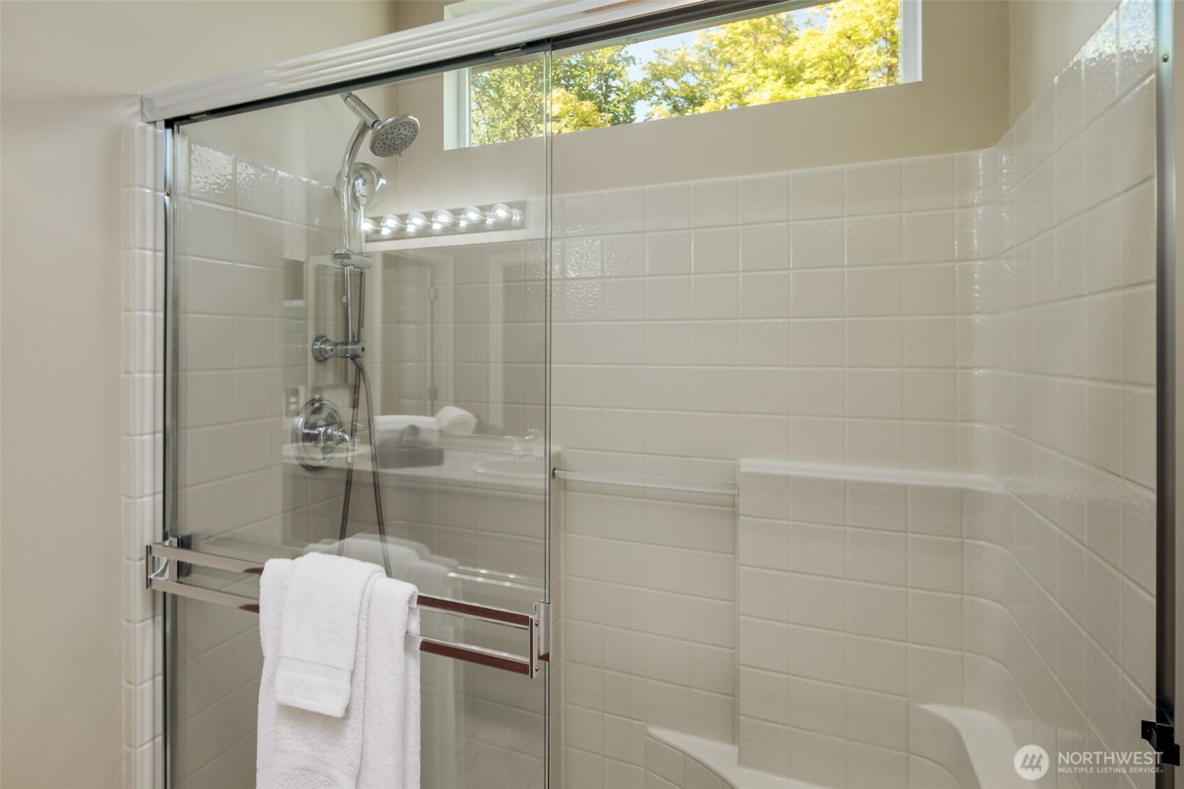12652 Sun Break Way NE Redmond WA 98053