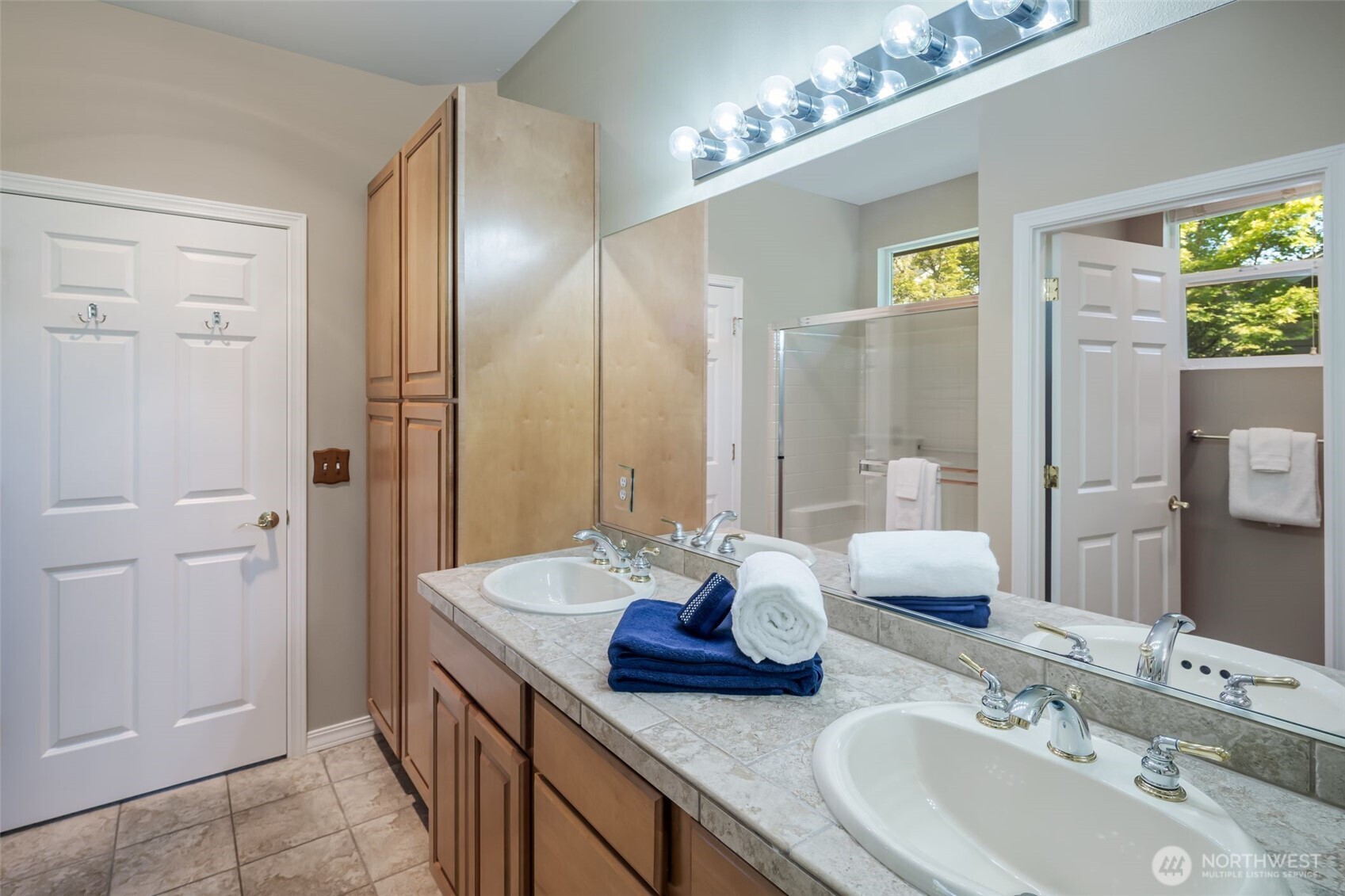 12652 Sun Break Way NE Redmond WA 98053