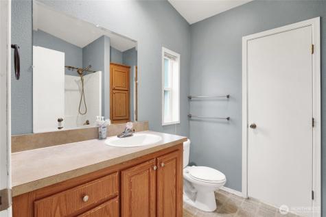 4815 NE Airway Drive Moses Lake WA 98837