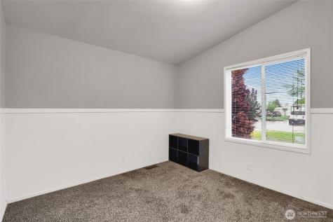 4815 NE Airway Drive Moses Lake WA 98837