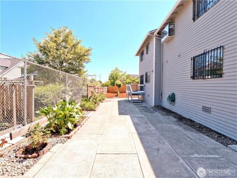 6750 28th Avenue S Seattle WA 98108