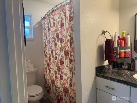 1822 Juniper Oroville WA 98844