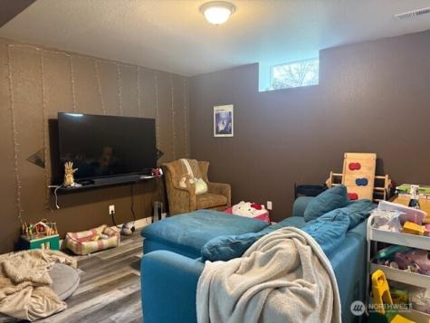 1822 Juniper Oroville WA 98844