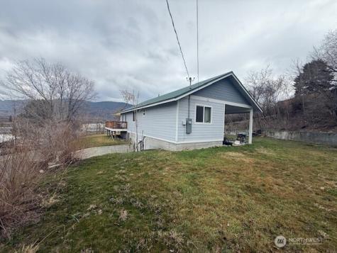 1822 Juniper Oroville WA 98844