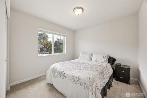 13104 116th Avenue Court E Puyallup WA 98374