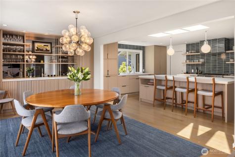 1514 Shenandoah Drive E Seattle WA 98112