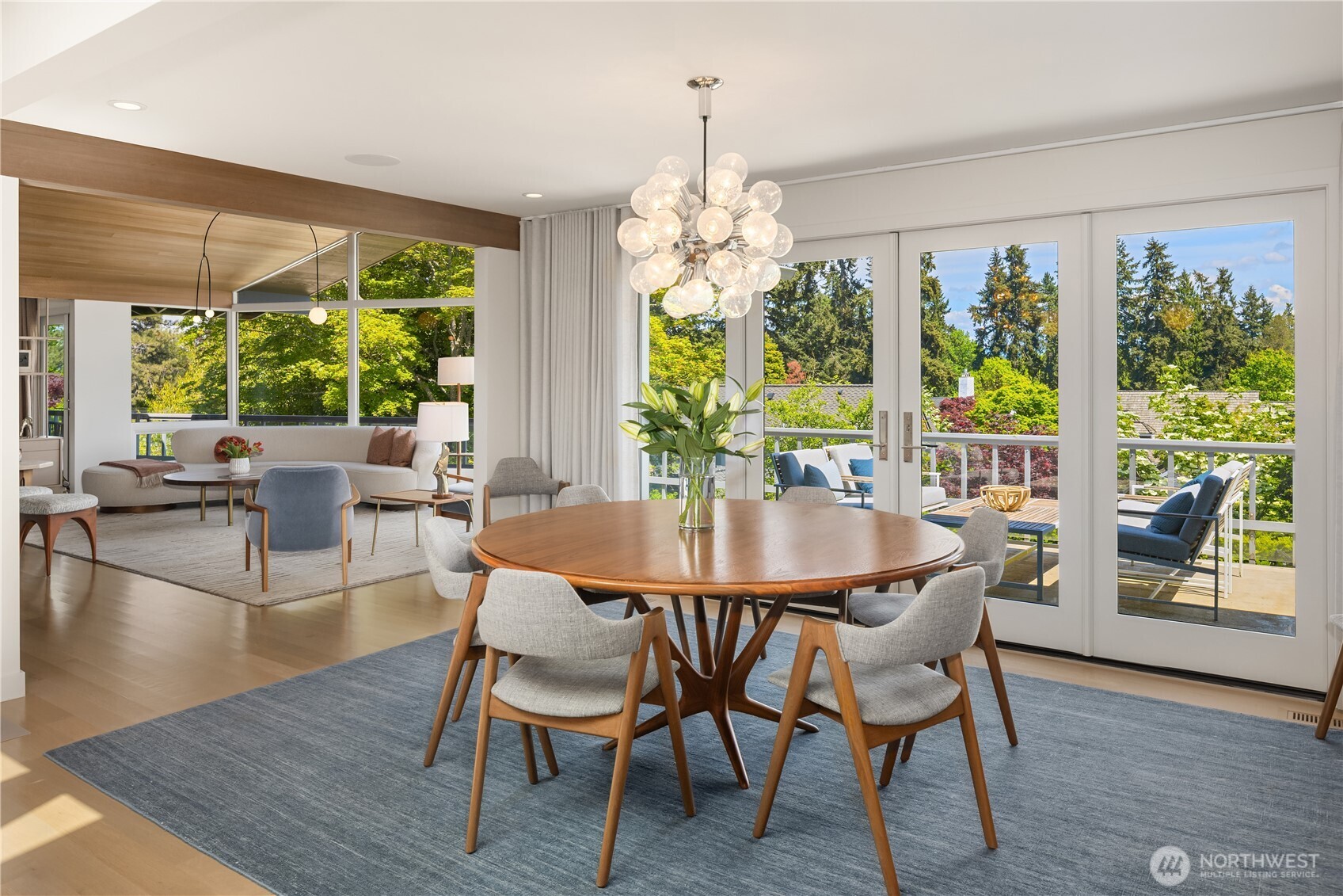 1514 Shenandoah Drive E Seattle WA 98112
