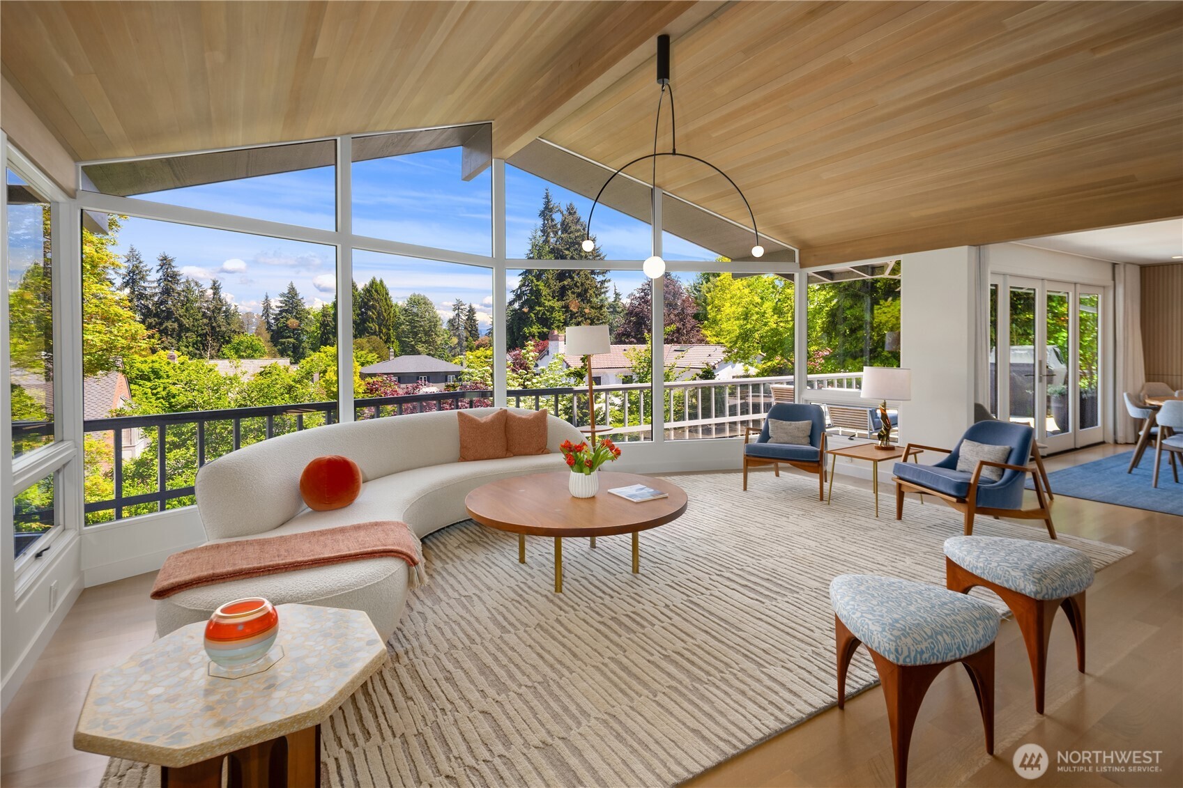 1514 Shenandoah Drive E Seattle WA 98112