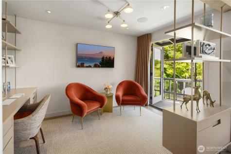 1514 Shenandoah Drive E Seattle WA 98112