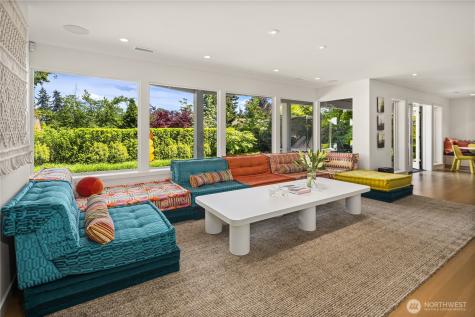 1514 Shenandoah Drive E Seattle WA 98112