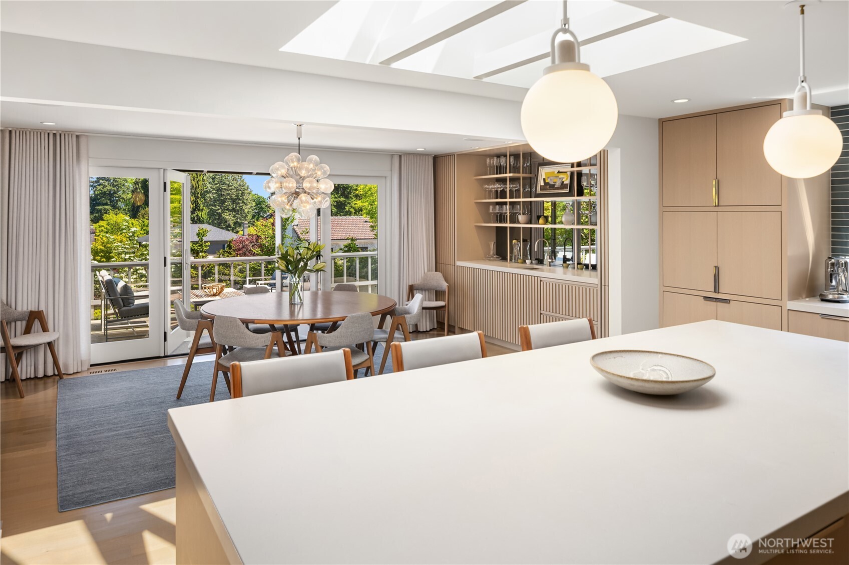 1514 Shenandoah Drive E Seattle WA 98112