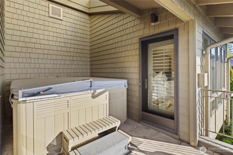 11122 79th Place NE Kirkland WA 98034