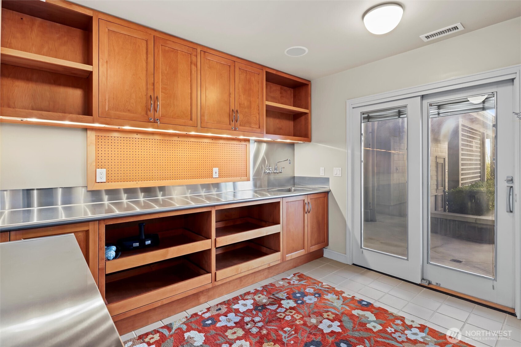 11122 79th Place NE Kirkland WA 98034