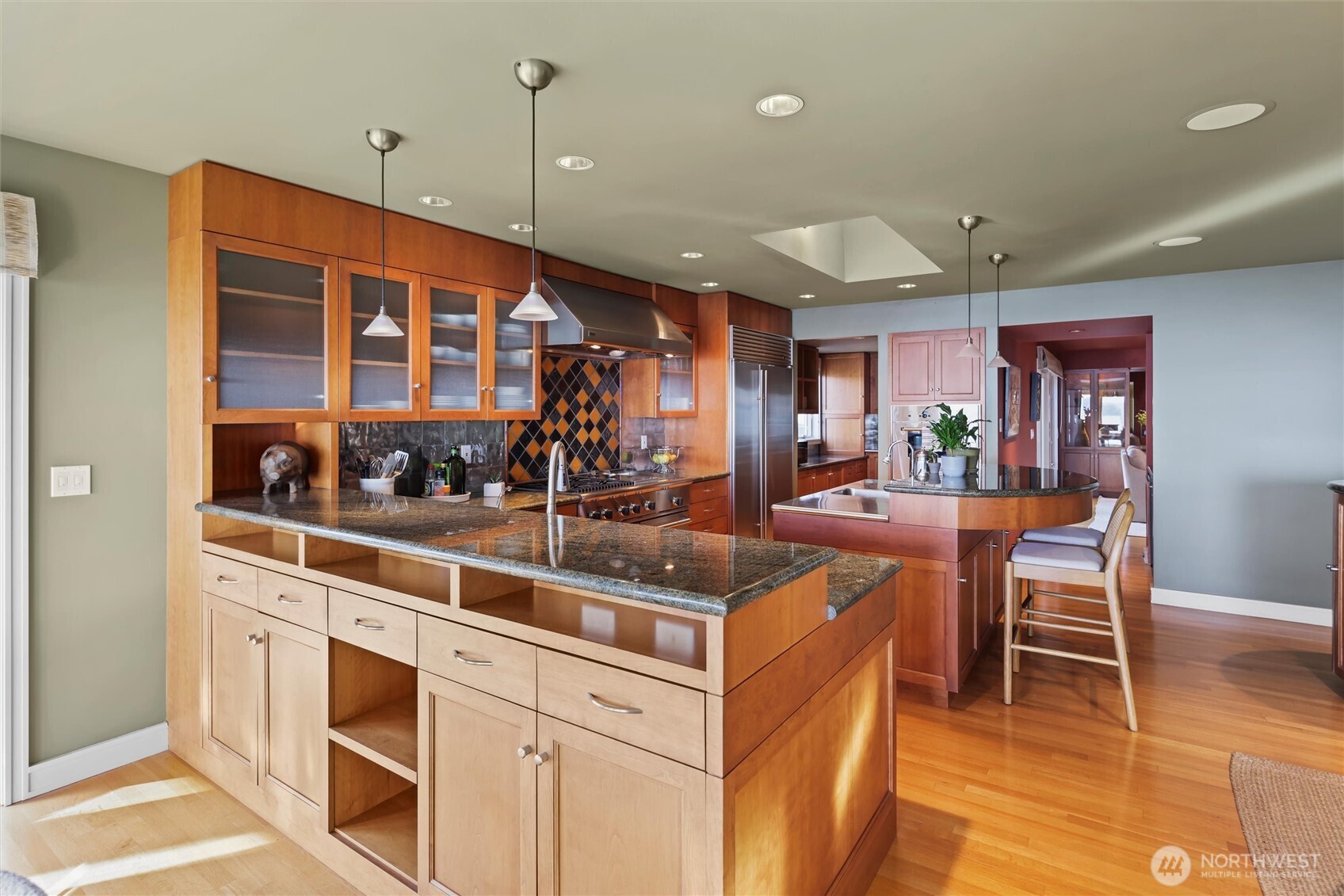 11122 79th Place NE Kirkland WA 98034