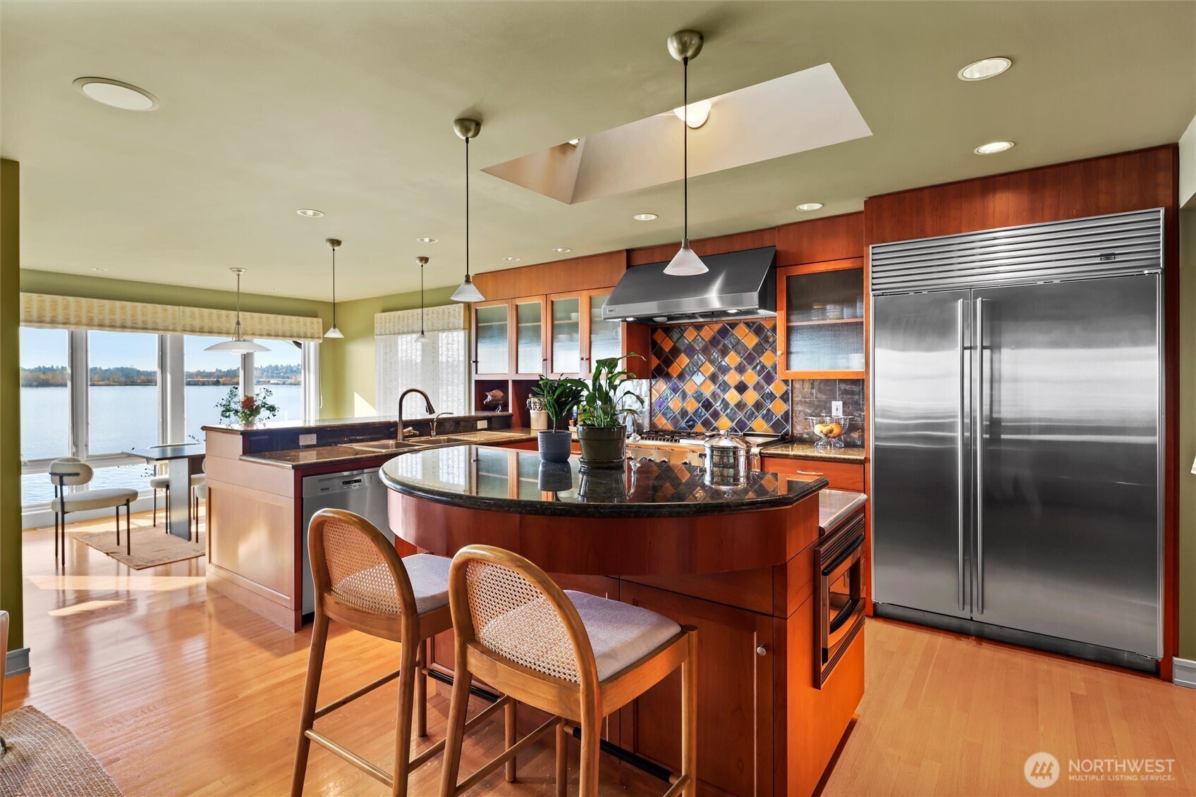 11122 79th Place NE Kirkland WA 98034