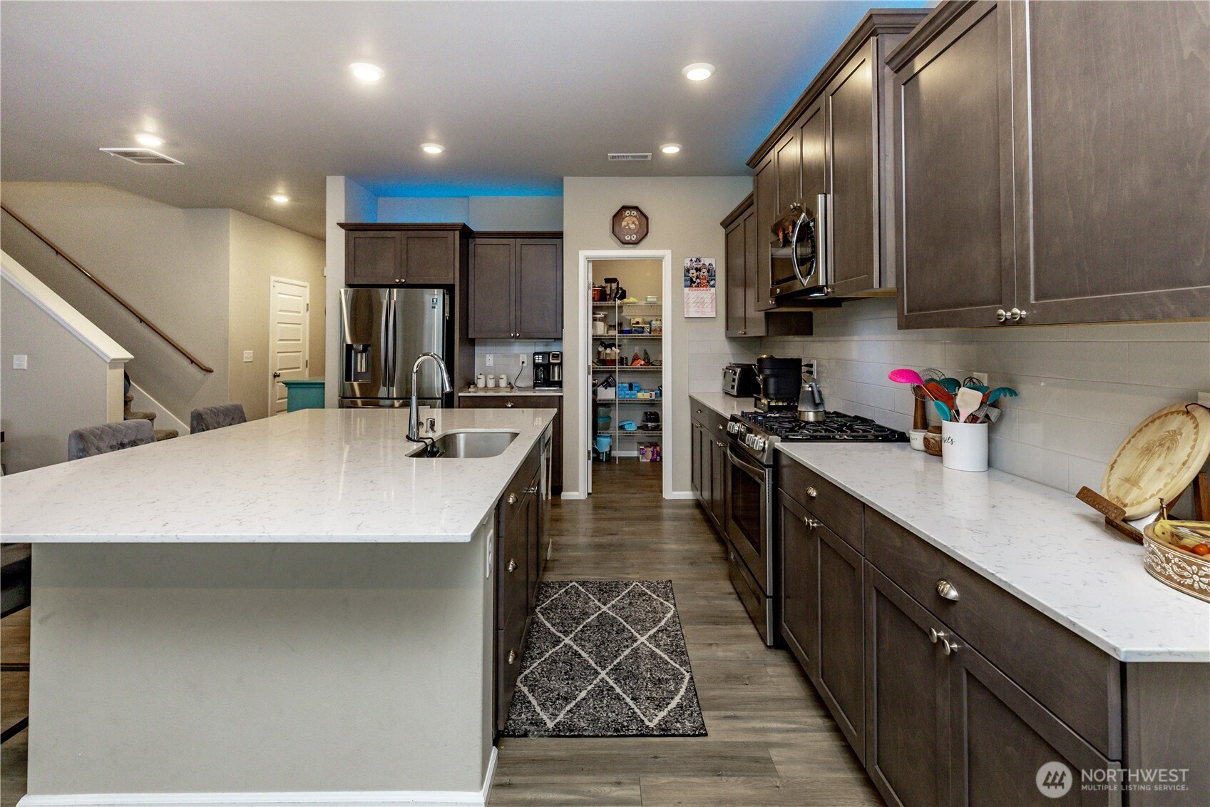 3122 15th Avenue NW Puyallup WA 98371