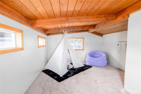293 N Ridge View Drive Port Angeles WA 98362