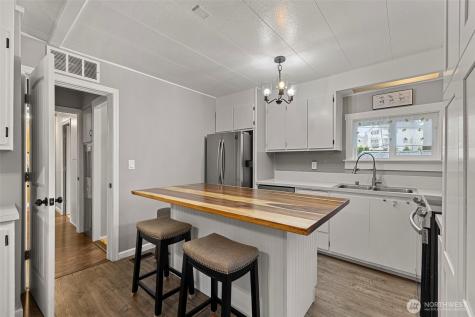 23121 Edmonds Way Edmonds WA 98020