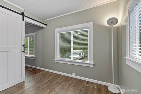 23121 Edmonds Way Edmonds WA 98020