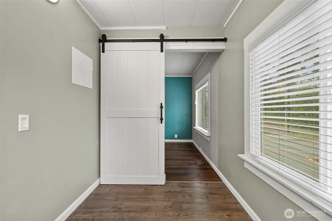 23121 Edmonds Way Edmonds WA 98020