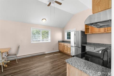 1702 Bay Avenue Ocean Park WA 98640