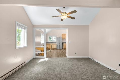 1702 Bay Avenue Ocean Park WA 98640