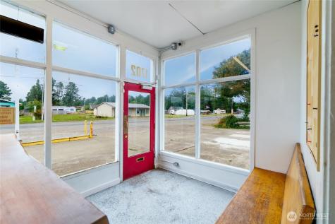 1702 Bay Avenue Ocean Park WA 98640