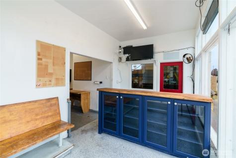 1702 Bay Avenue Ocean Park WA 98640