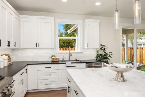 9207 NE 175th Street Bothell WA 98011