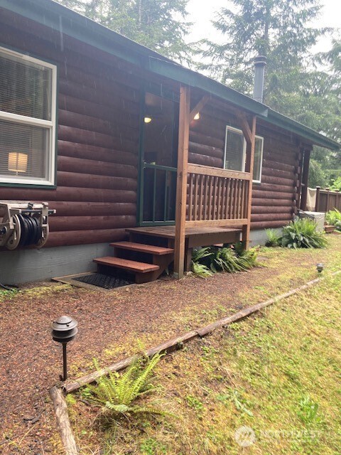 30 N Prospect Drive Hoodsport WA 98458