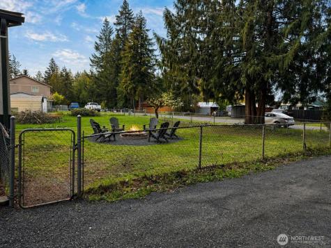 51 SE Foxglove Avenue Shelton WA 98584