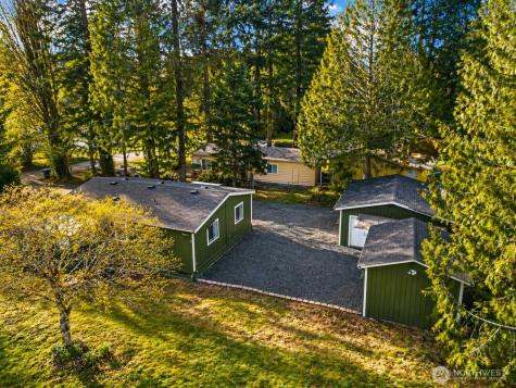 51 SE Foxglove Avenue Shelton WA 98584
