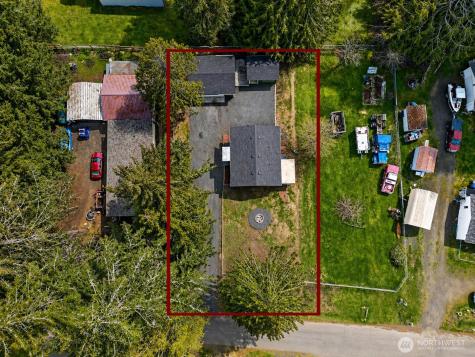 51 SE Foxglove Avenue Shelton WA 98584