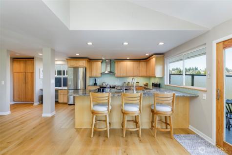 6001 60th Avenue NE Seattle WA 98115