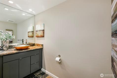 6001 60th Avenue NE Seattle WA 98115