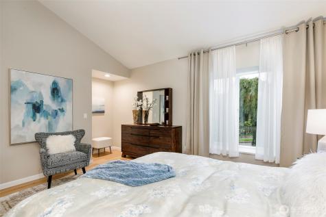 6001 60th Avenue NE Seattle WA 98115