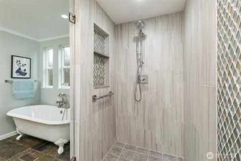 6001 60th Avenue NE Seattle WA 98115