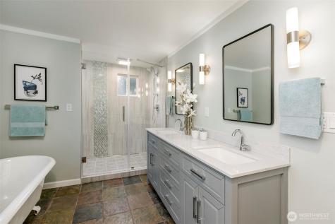 6001 60th Avenue NE Seattle WA 98115